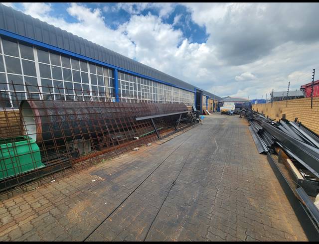 440M² WAREHOUSE TO LET IN WADEVILLE